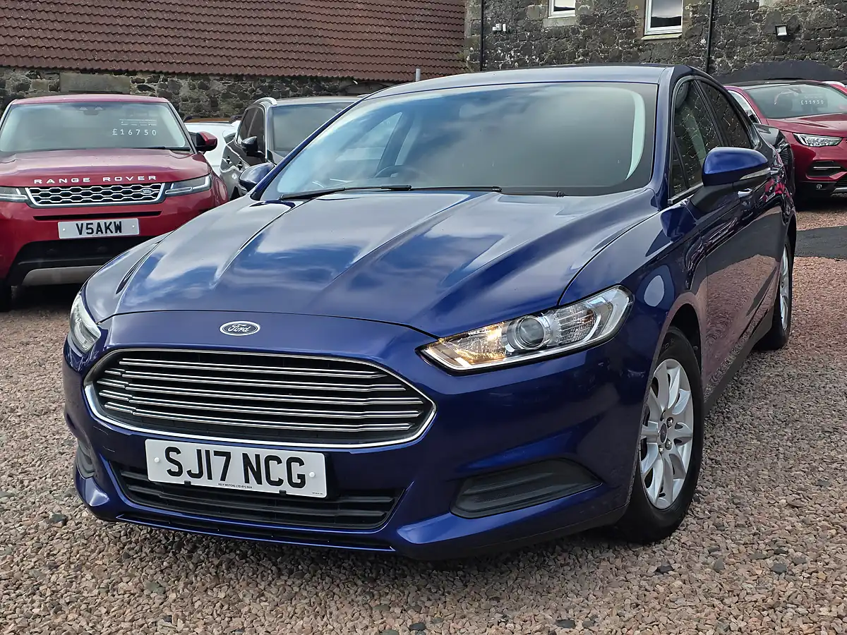 Used 2017 Ford Mondeo Econetic Style Deep Impact Blue - Interior and Exterior details 5