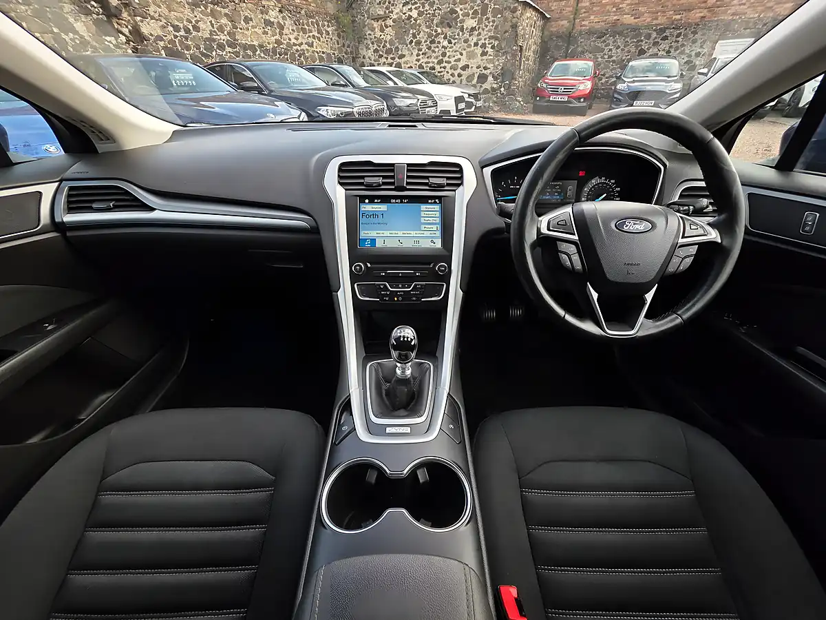 Used 2017 Ford Mondeo Econetic Style Deep Impact Blue - Interior and Exterior details 7