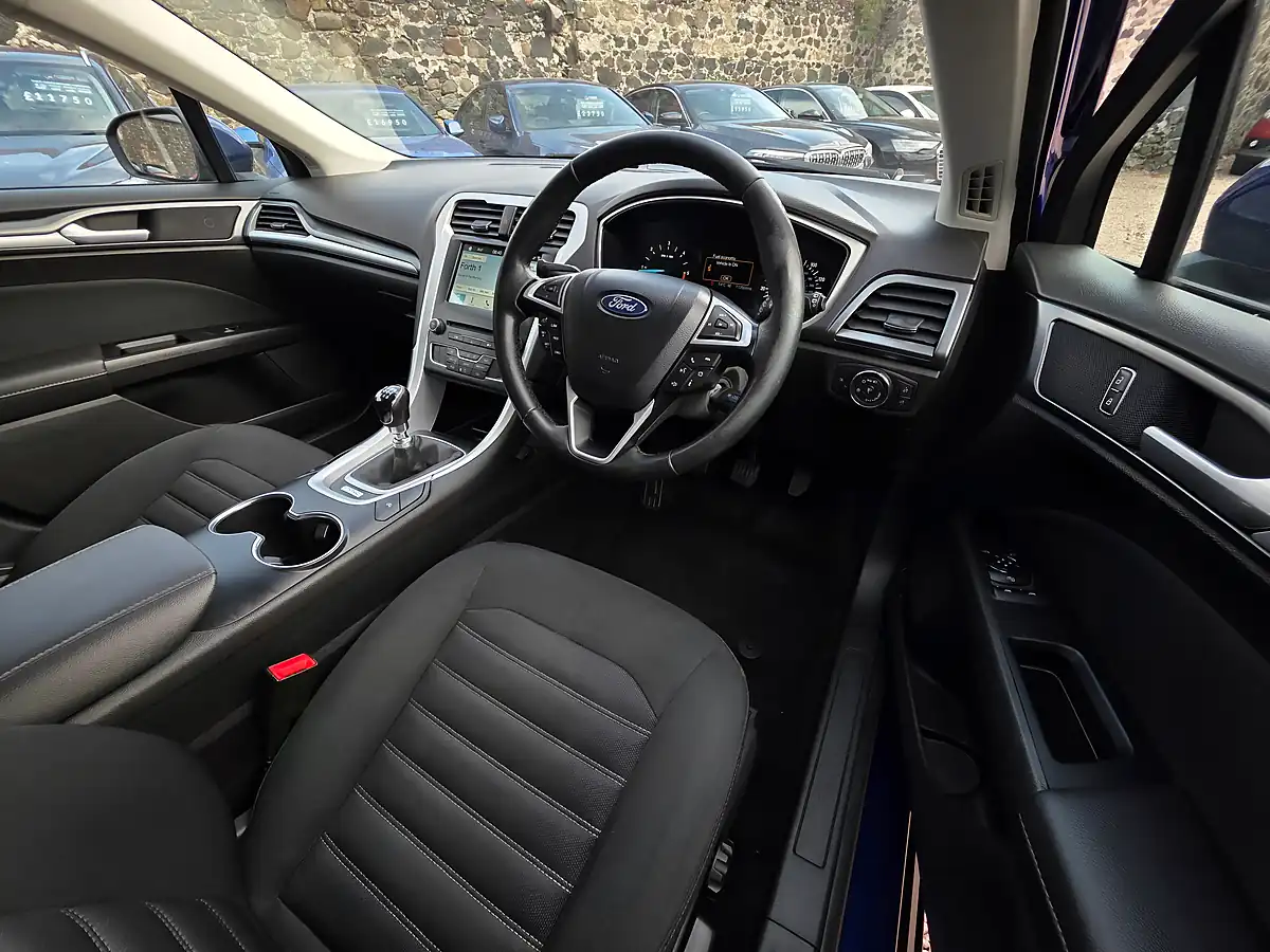 Used 2017 Ford Mondeo Econetic Style Deep Impact Blue - Interior and Exterior details 8
