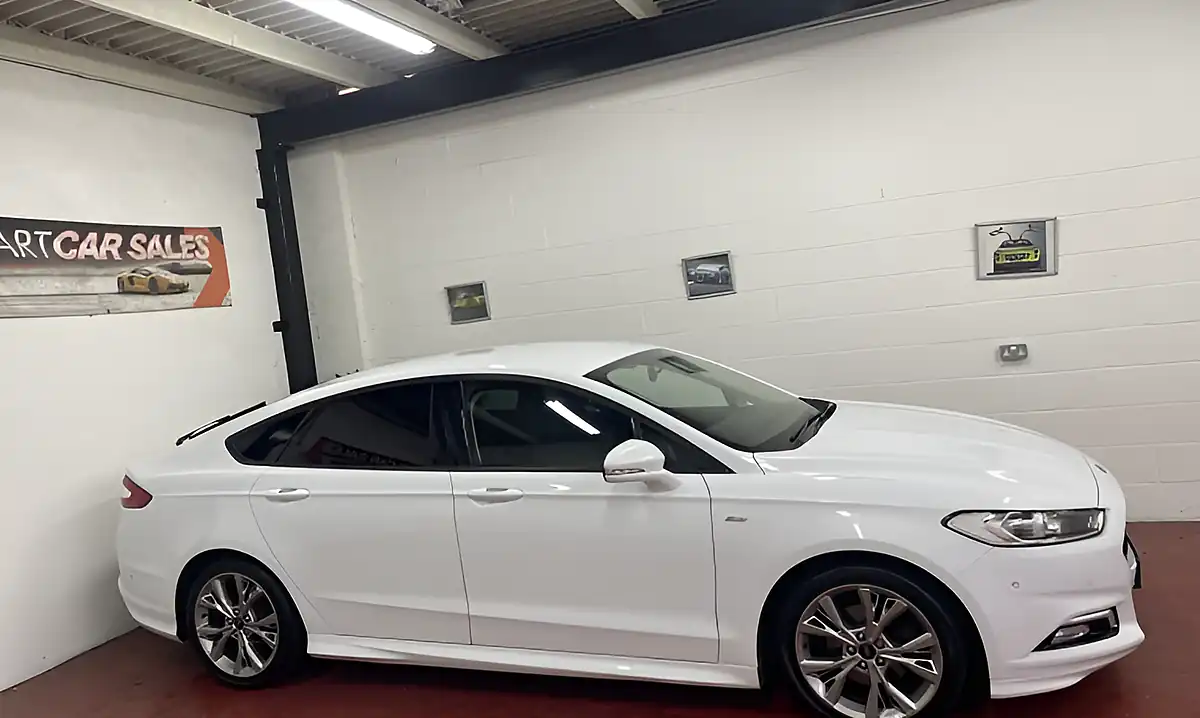 Used 2017 Ford Mondeo ST-Line Frozen White - Interior and Exterior details 3