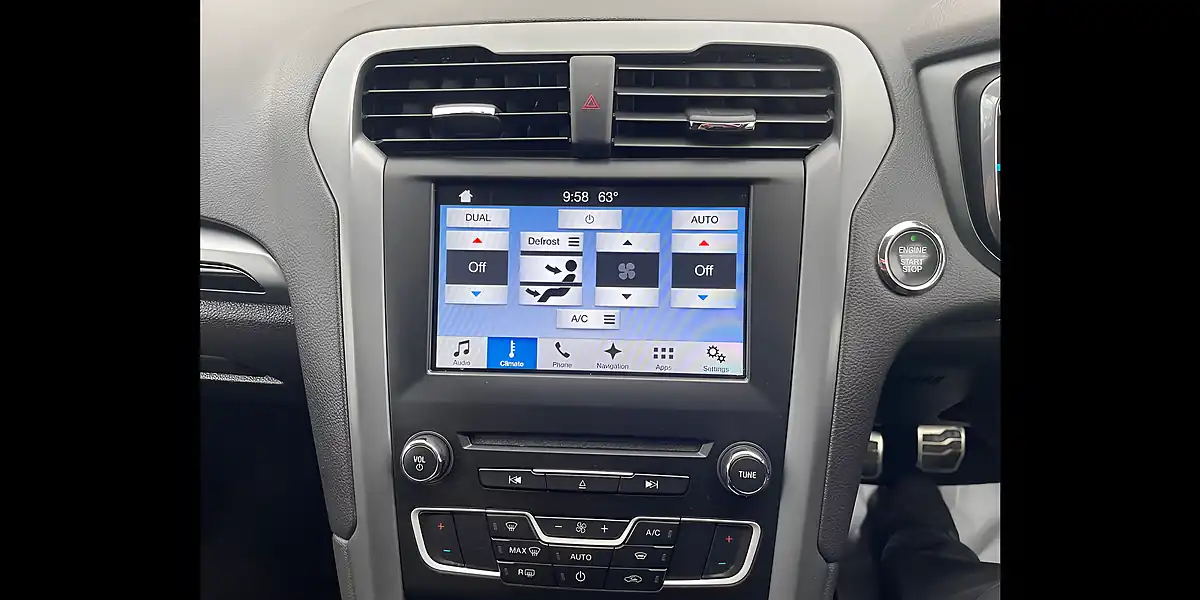 Used 2017 Ford Mondeo ST-Line Grey - Interior and Exterior details 14