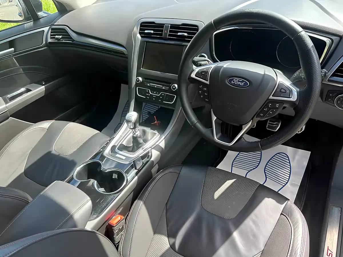 Used 2017 Ford Mondeo ST-Line X Black - Interior and Exterior details 17