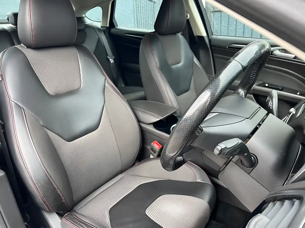Used 2017 Ford Mondeo ST-Line X Silver - Interior and Exterior details 13