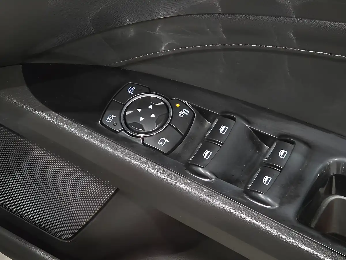 Used 2017 Ford Mondeo Titanium Black - Interior and Exterior details 13