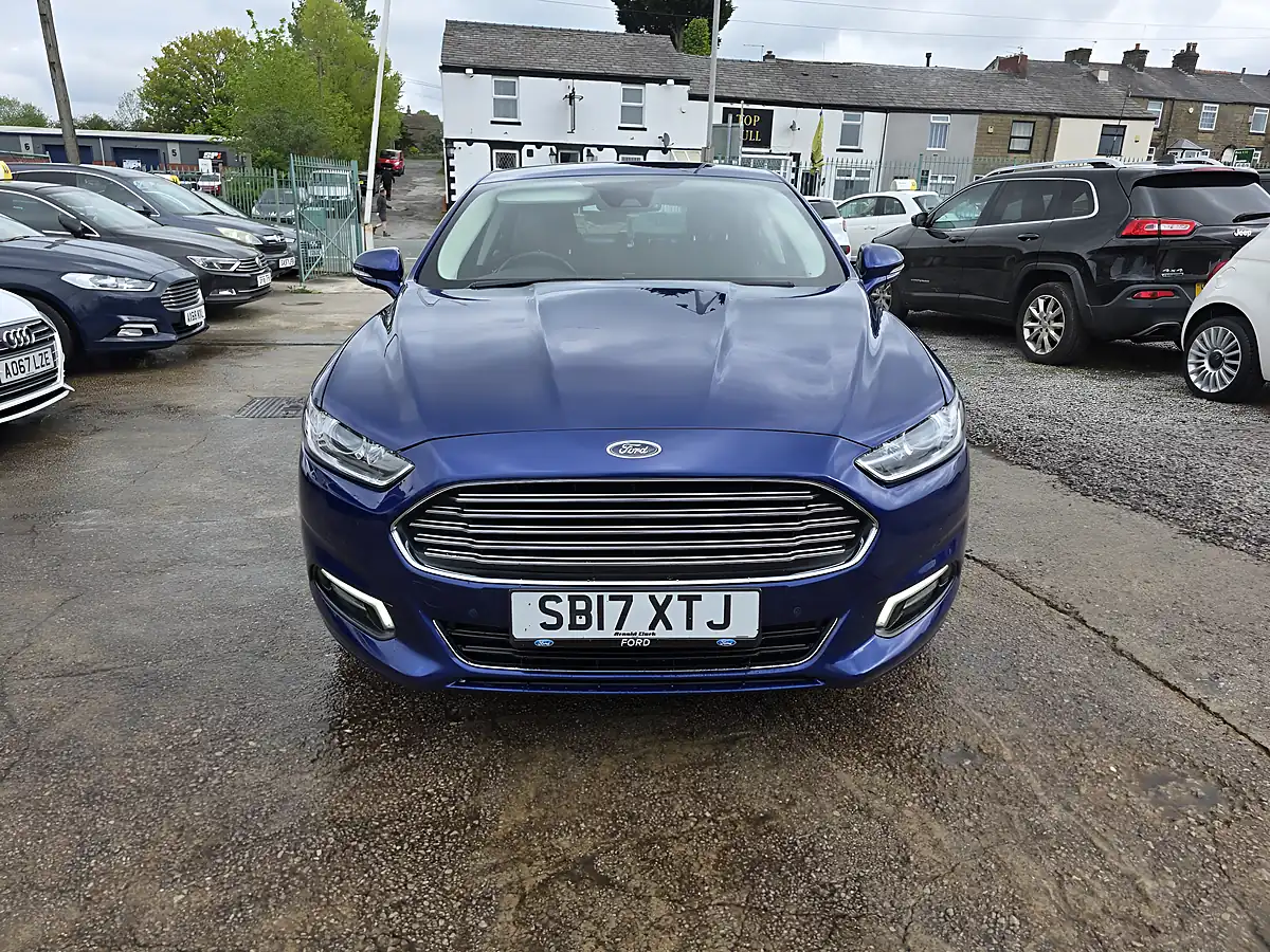 Used 2017 Ford Mondeo Titanium Blue - Front View