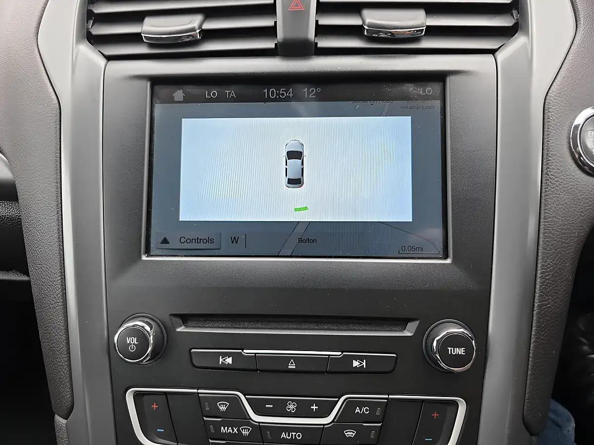 Used 2017 Ford Mondeo Titanium Blue - Interior and Exterior details 11