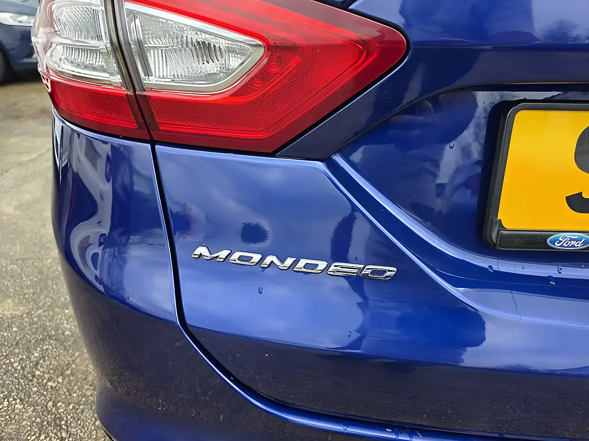 Used 2017 Ford Mondeo Titanium Blue - Interior and Exterior details 15