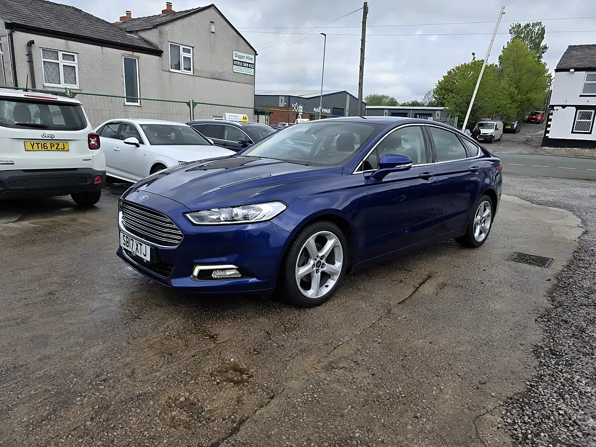 Used 2017 Ford Mondeo Titanium Blue - Interior and Exterior details 3