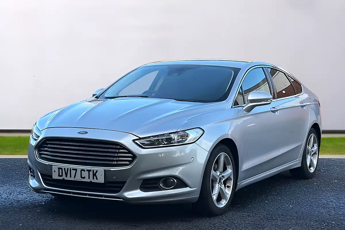 Used 2017 Ford Mondeo Titanium Silver - Interior and Exterior details 5