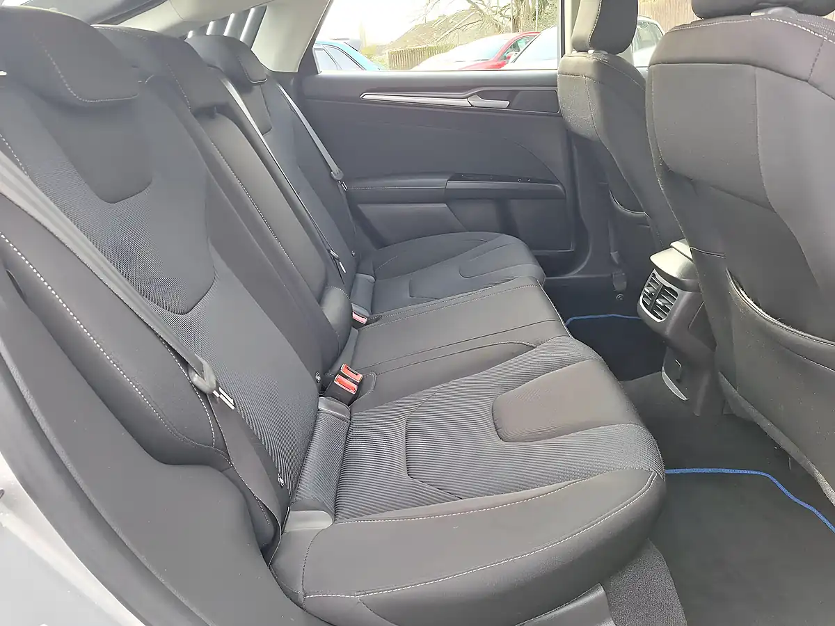 Used 2017 Ford Mondeo Titanium Silver - Interior and Exterior details 13