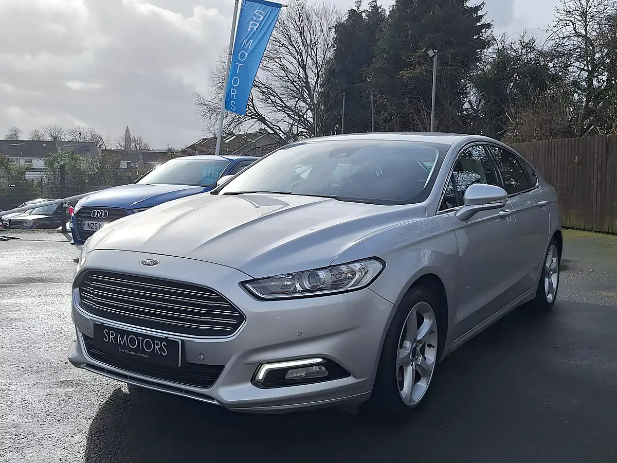 Used 2017 Ford Mondeo Titanium Silver - Interior and Exterior details 3