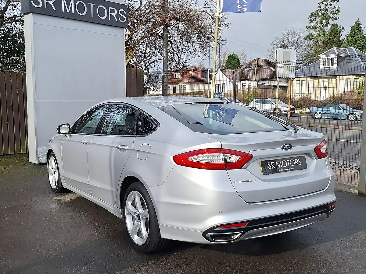 Used 2017 Ford Mondeo Titanium Silver - Interior and Exterior details 4