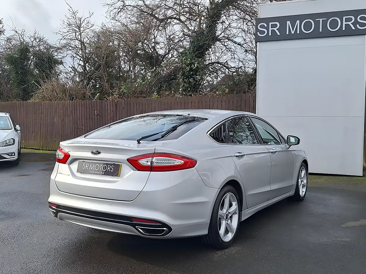 Used 2017 Ford Mondeo Titanium Silver - Interior and Exterior details 8