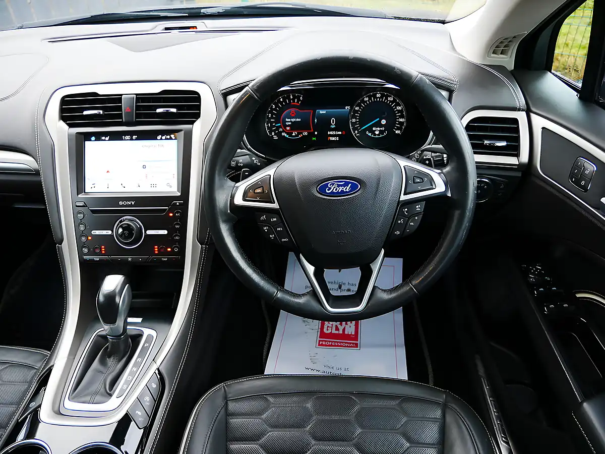 Used 2017 Ford Mondeo Vignale Magnetic Silver - Interior and Exterior details 14