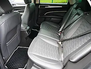 Used 2017 Ford Mondeo Vignale Magnetic Silver - Interior and Exterior details 19