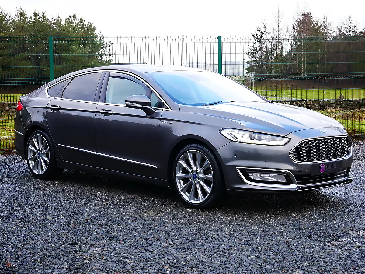 Used 2017 Ford Mondeo Vignale Magnetic Silver - Interior and Exterior details 2