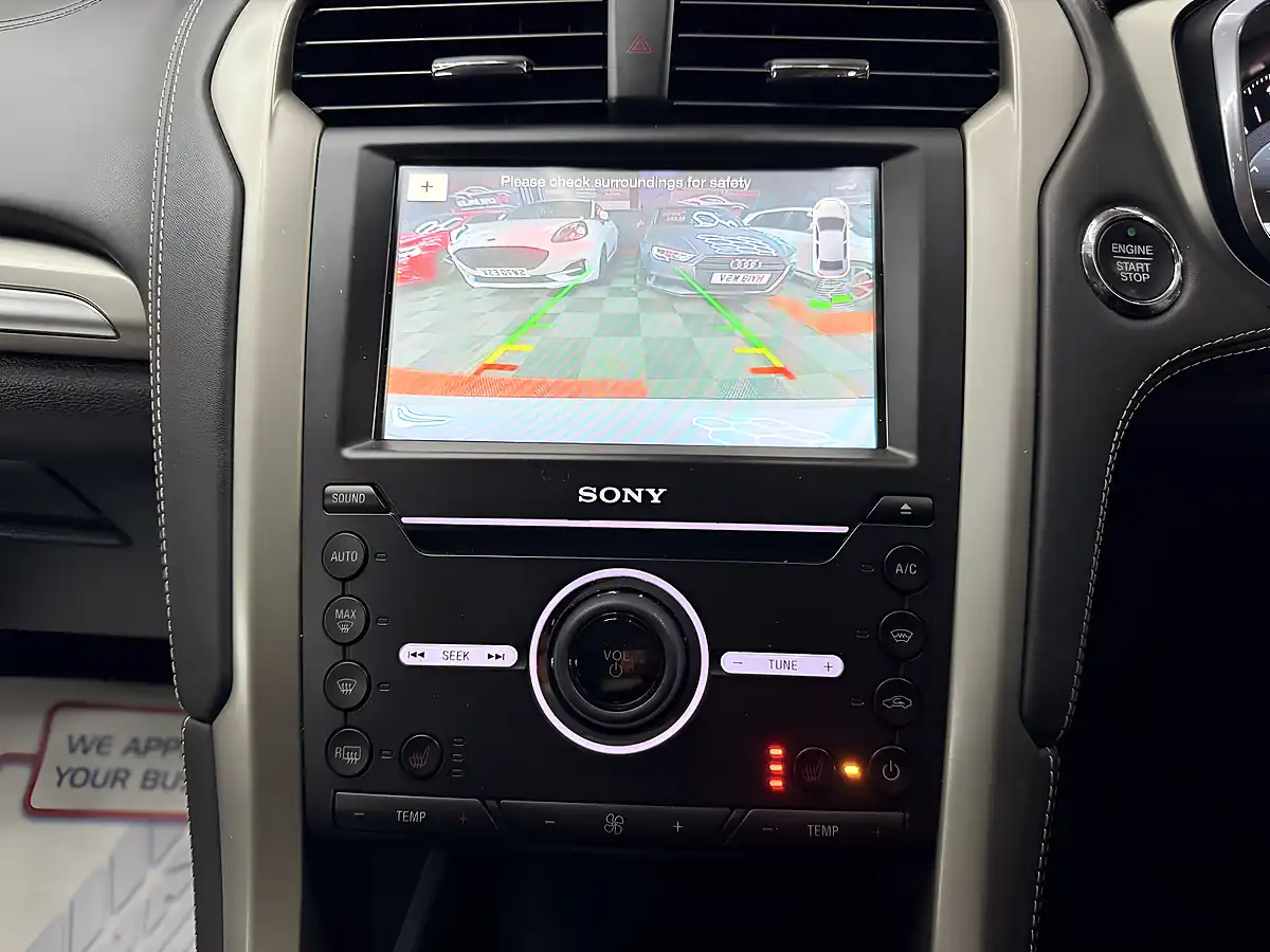Used 2017 Ford Mondeo Vignale White - Interior and Exterior details 20