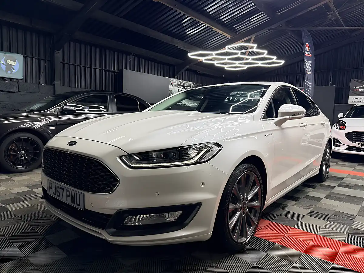 Used 2017 Ford Mondeo Vignale White - Interior and Exterior details 4
