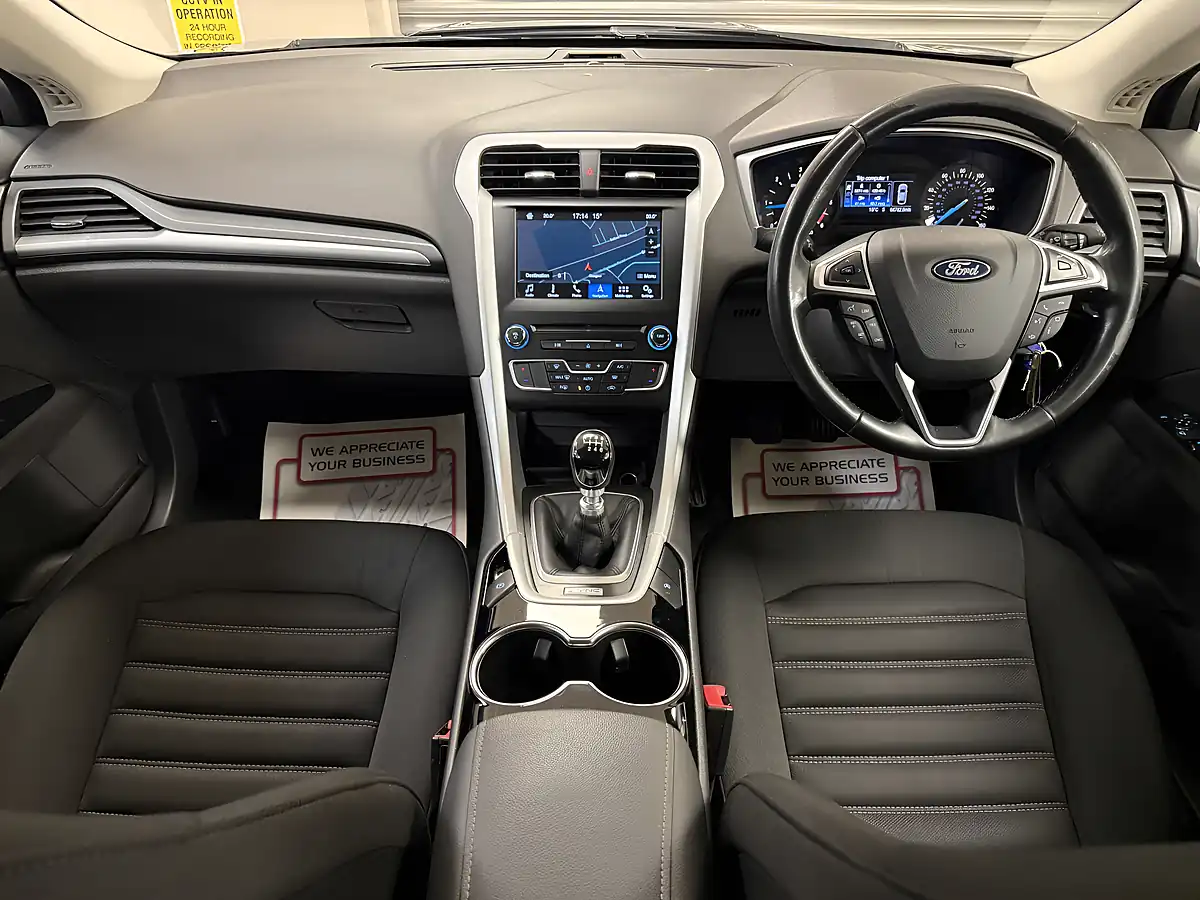 Used 2017 Ford Mondeo Zetec Blue - Interior and Exterior details 13