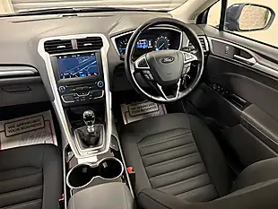 Used 2017 Ford Mondeo Zetec Blue - Interior and Exterior details 14