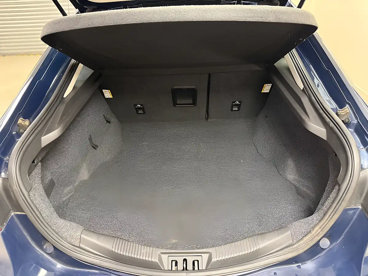 Used 2017 Ford Mondeo Zetec Blue - Interior and Exterior details 16