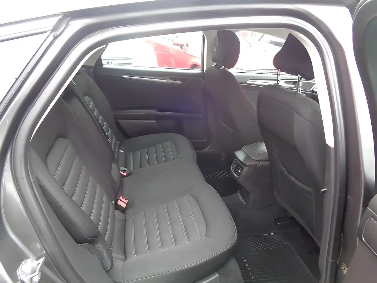 Used 2017 Ford Mondeo Zetec Grey - Interior and Exterior details 10