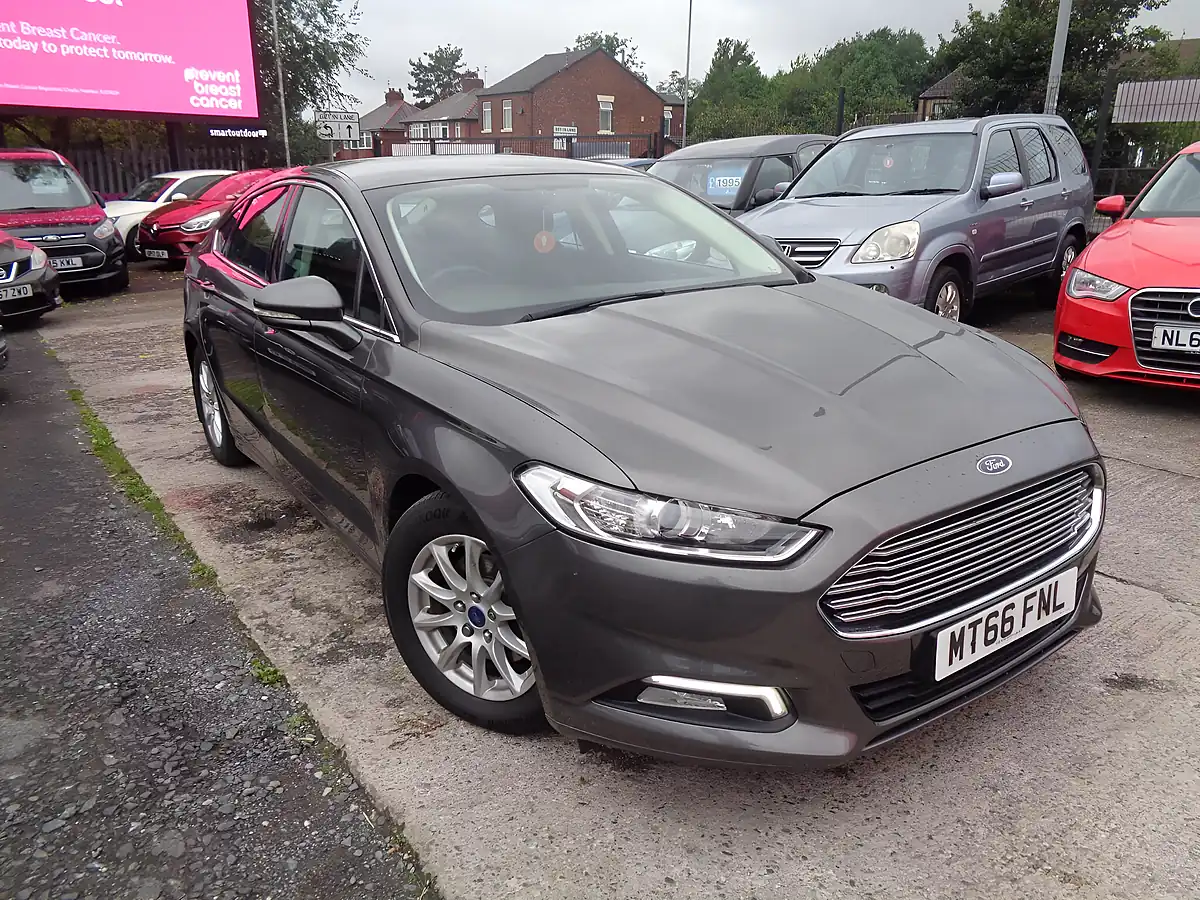 Used 2017 Ford Mondeo Zetec Grey - Interior and Exterior details 2