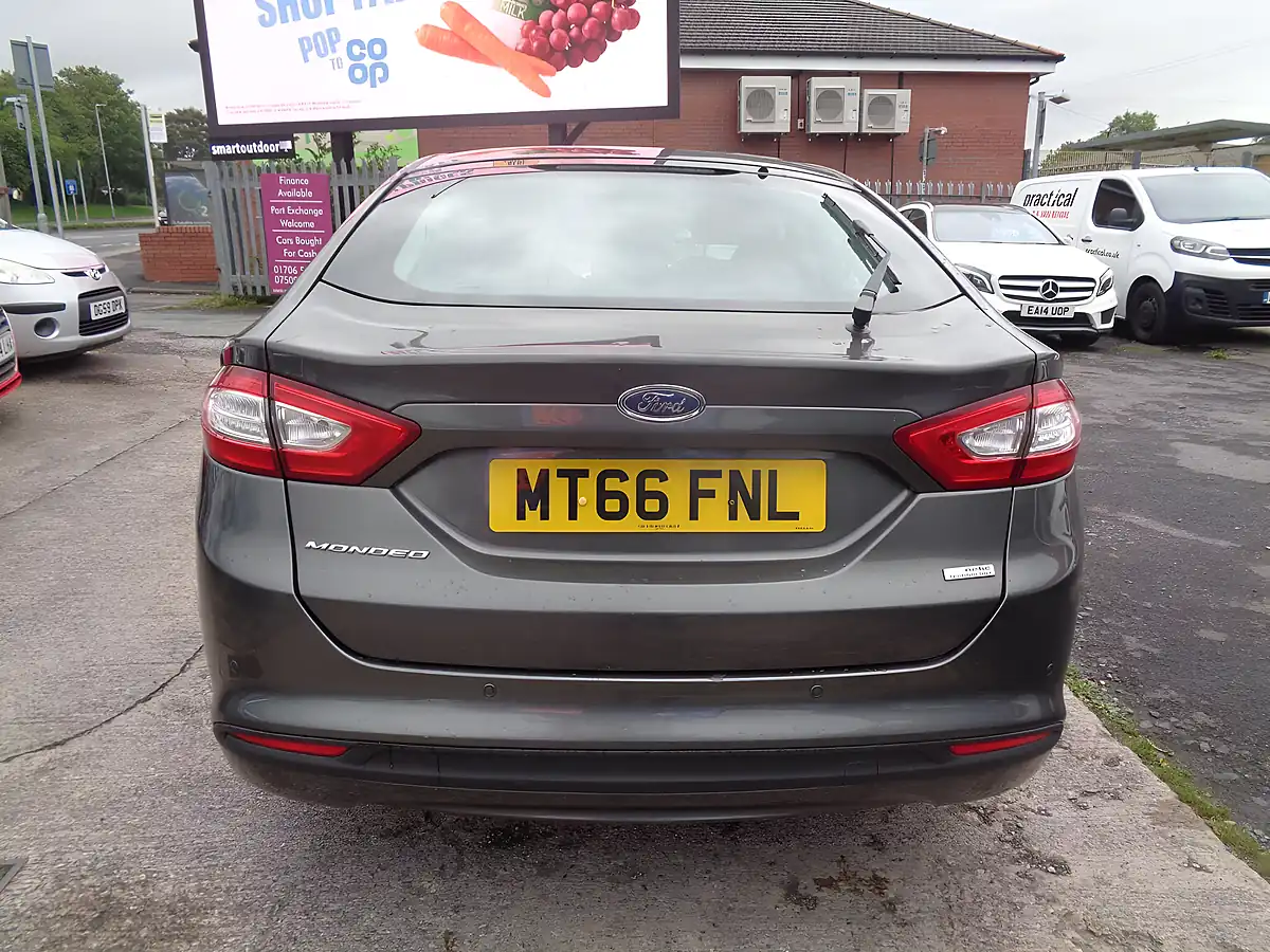 Used 2017 Ford Mondeo Zetec Grey - Interior and Exterior details 7