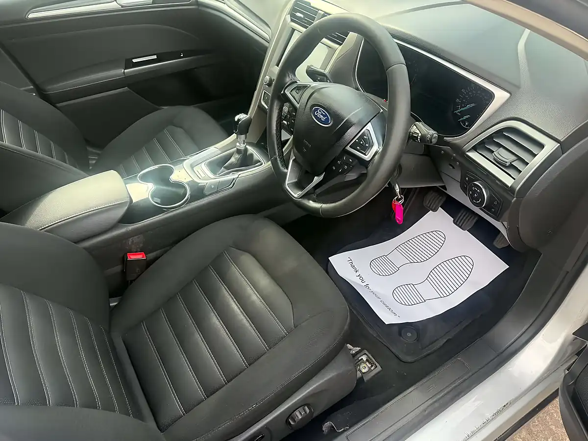 Used 2017 Ford Mondeo Zetec - Interior and Exterior details 18