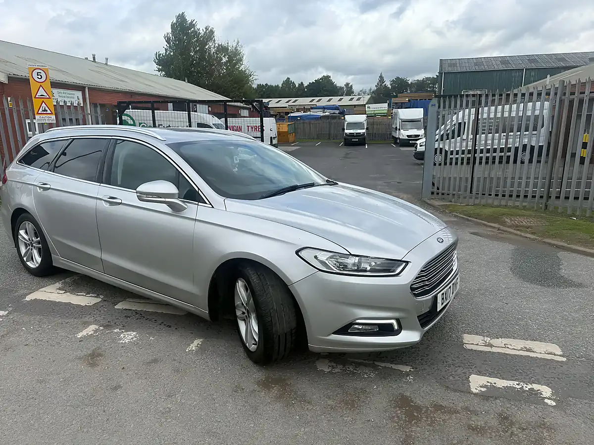 Used 2017 Ford Mondeo Zetec - Interior and Exterior details 5