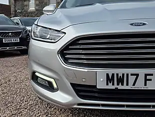 Used 2017 Ford Mondeo Zetec Silver - Interior and Exterior details 4