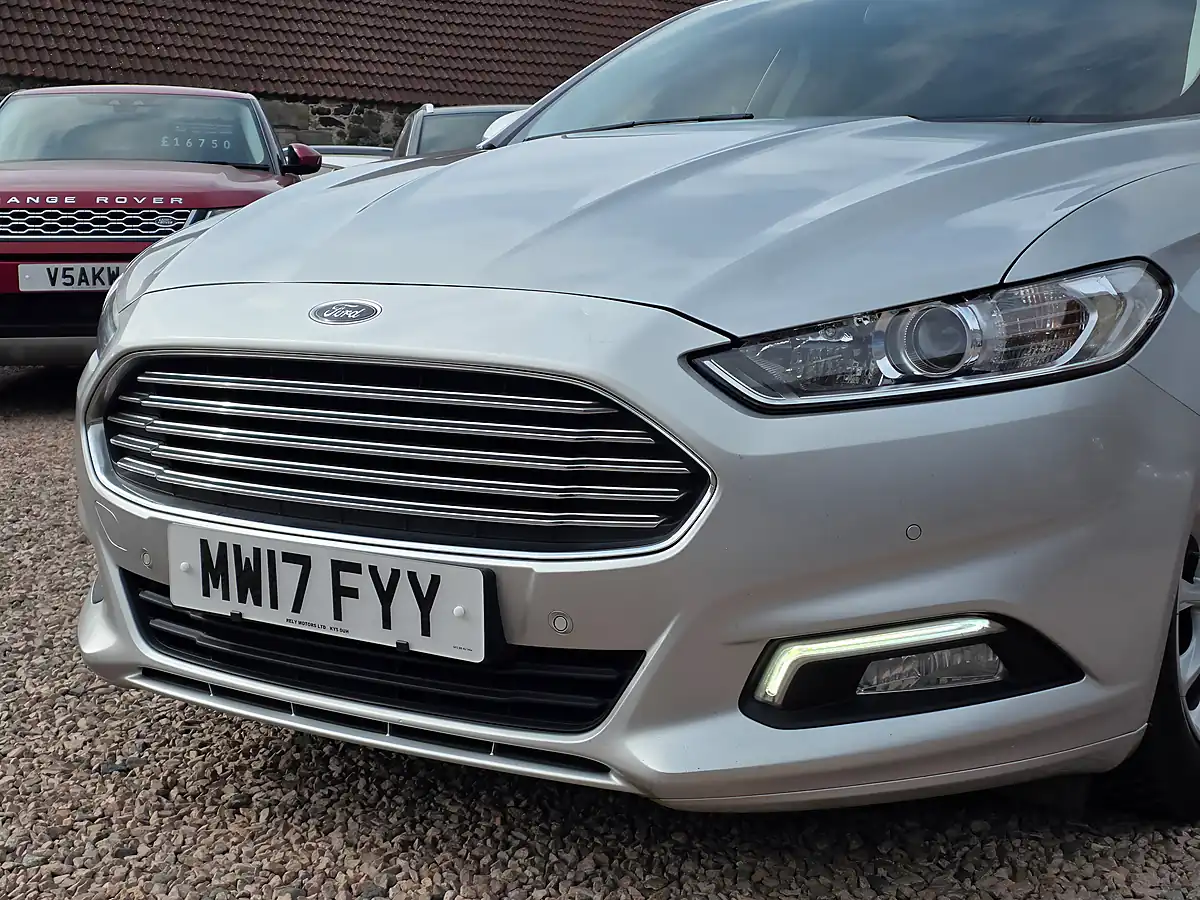 Used 2017 Ford Mondeo Zetec Silver - Interior and Exterior details 6