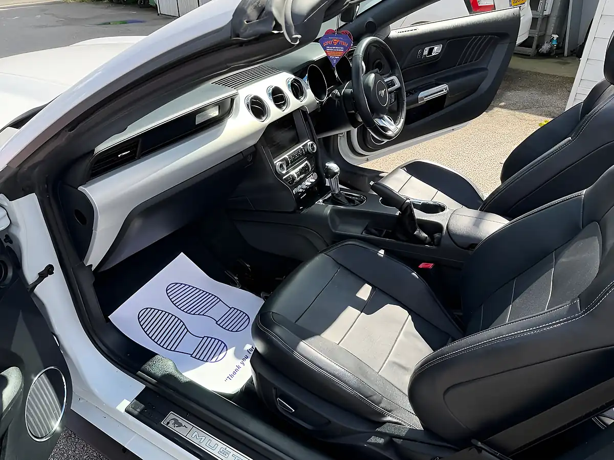 Used 2017 Ford Mustang GT Convertible White - Interior and Exterior details 11