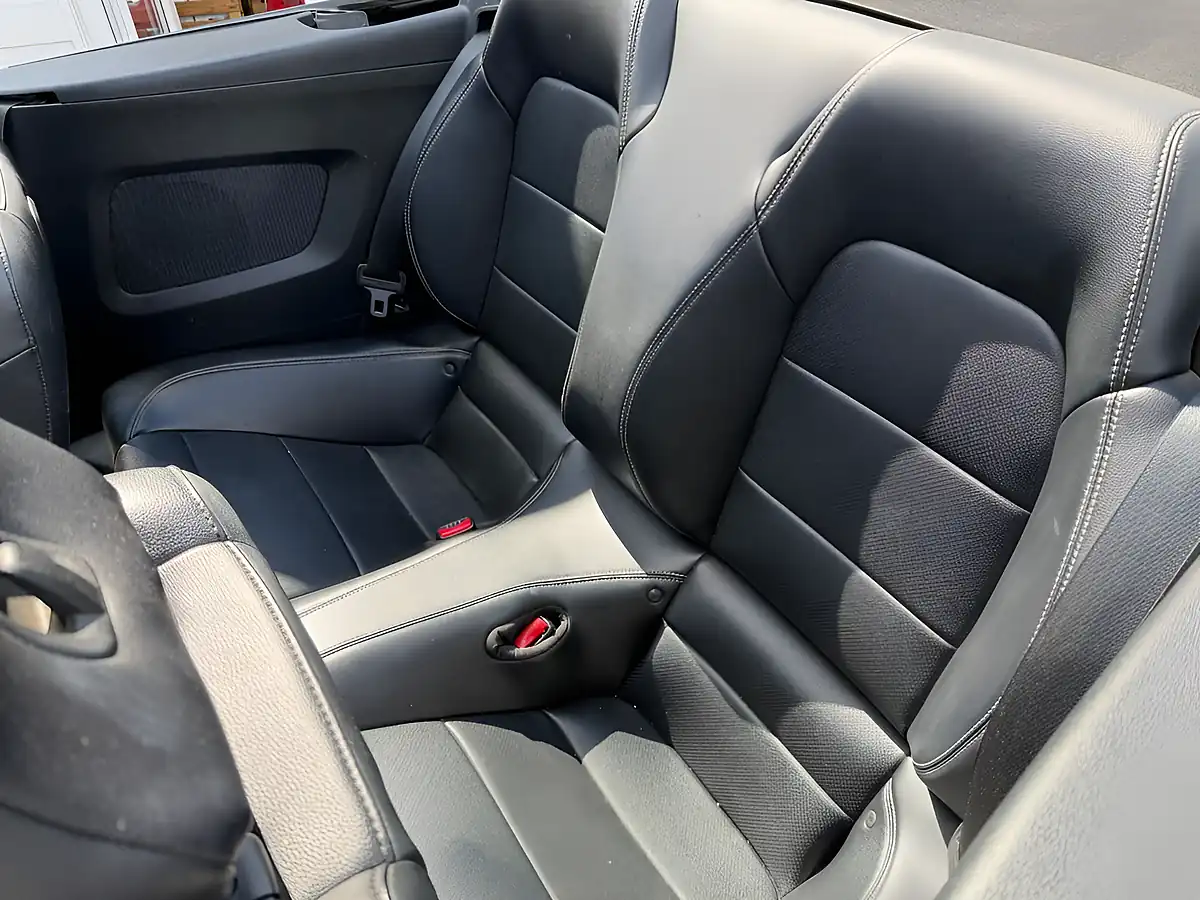 Used 2017 Ford Mustang GT Convertible White - Interior and Exterior details 12