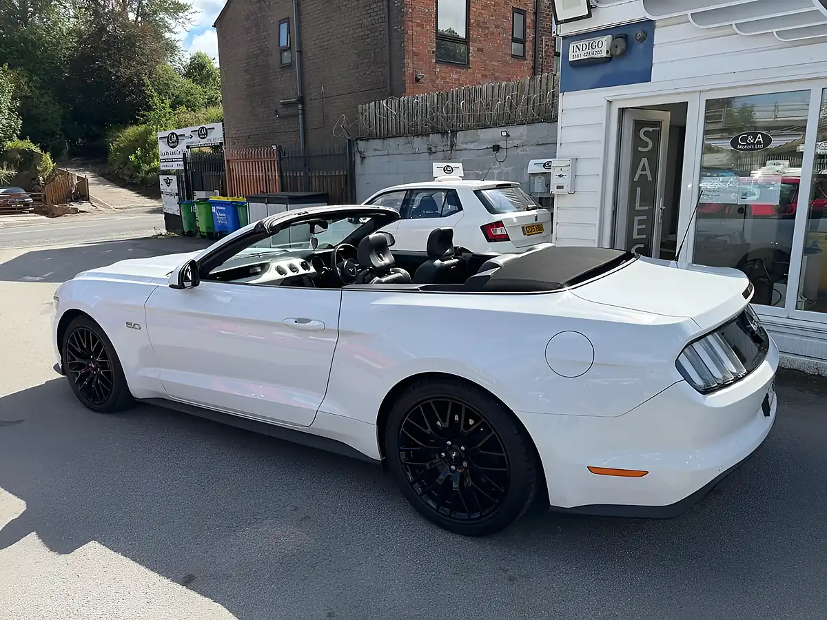 Used 2017 Ford Mustang GT Convertible White - Interior and Exterior details 6