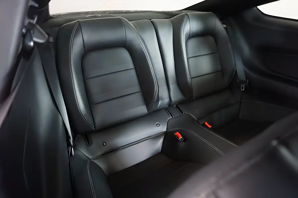 Used 2017 Ford Mustang GT Fastback White - Interior and Exterior details 20
