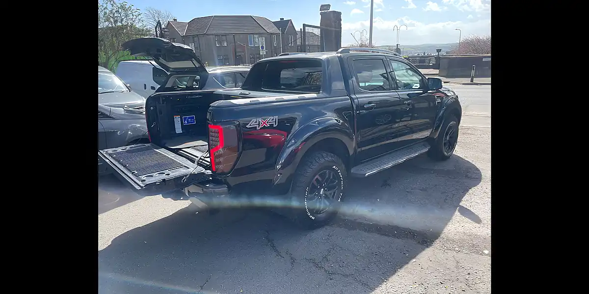 Used 2017 Ford Ranger Wildtrak Black - Interior and Exterior details 4