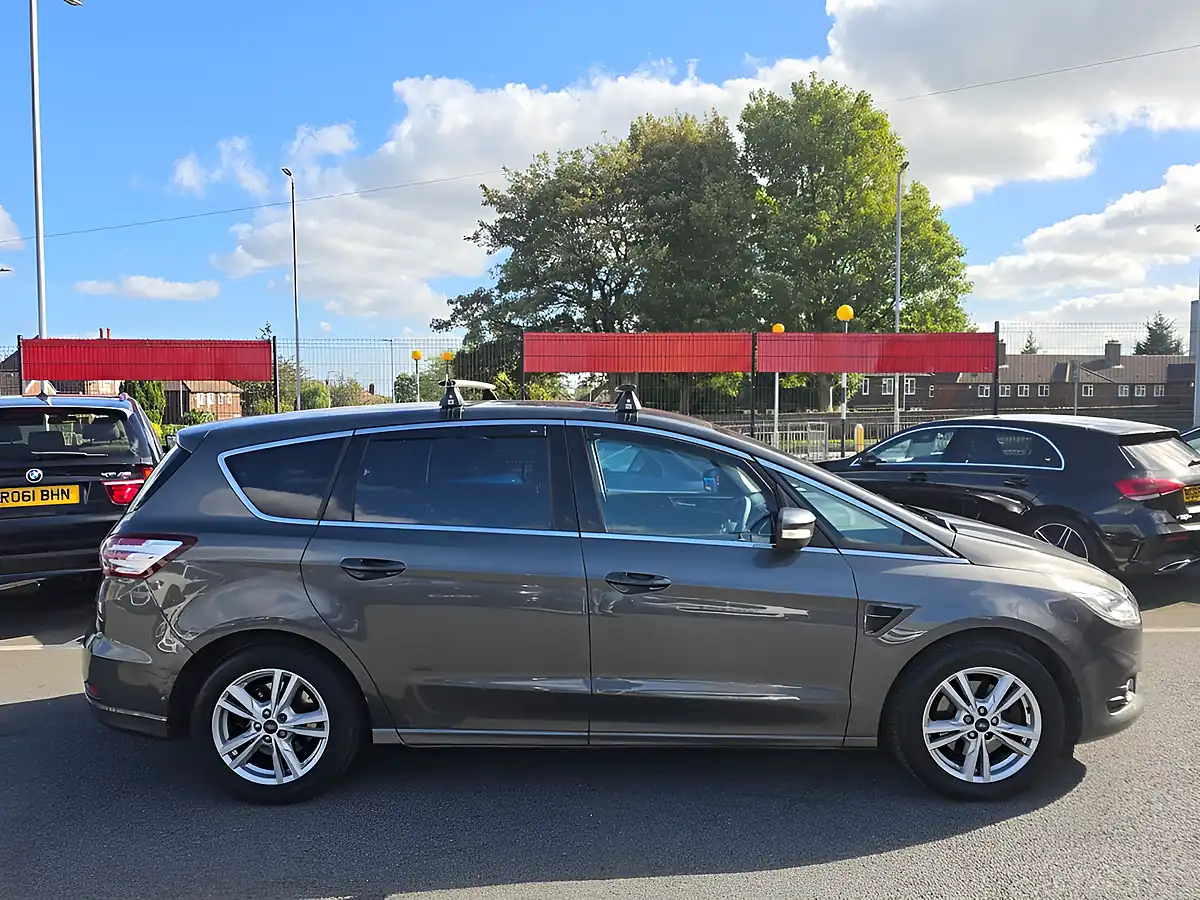 Used 2017 Ford S-Max Titanium Grey - Interior and Exterior details 5