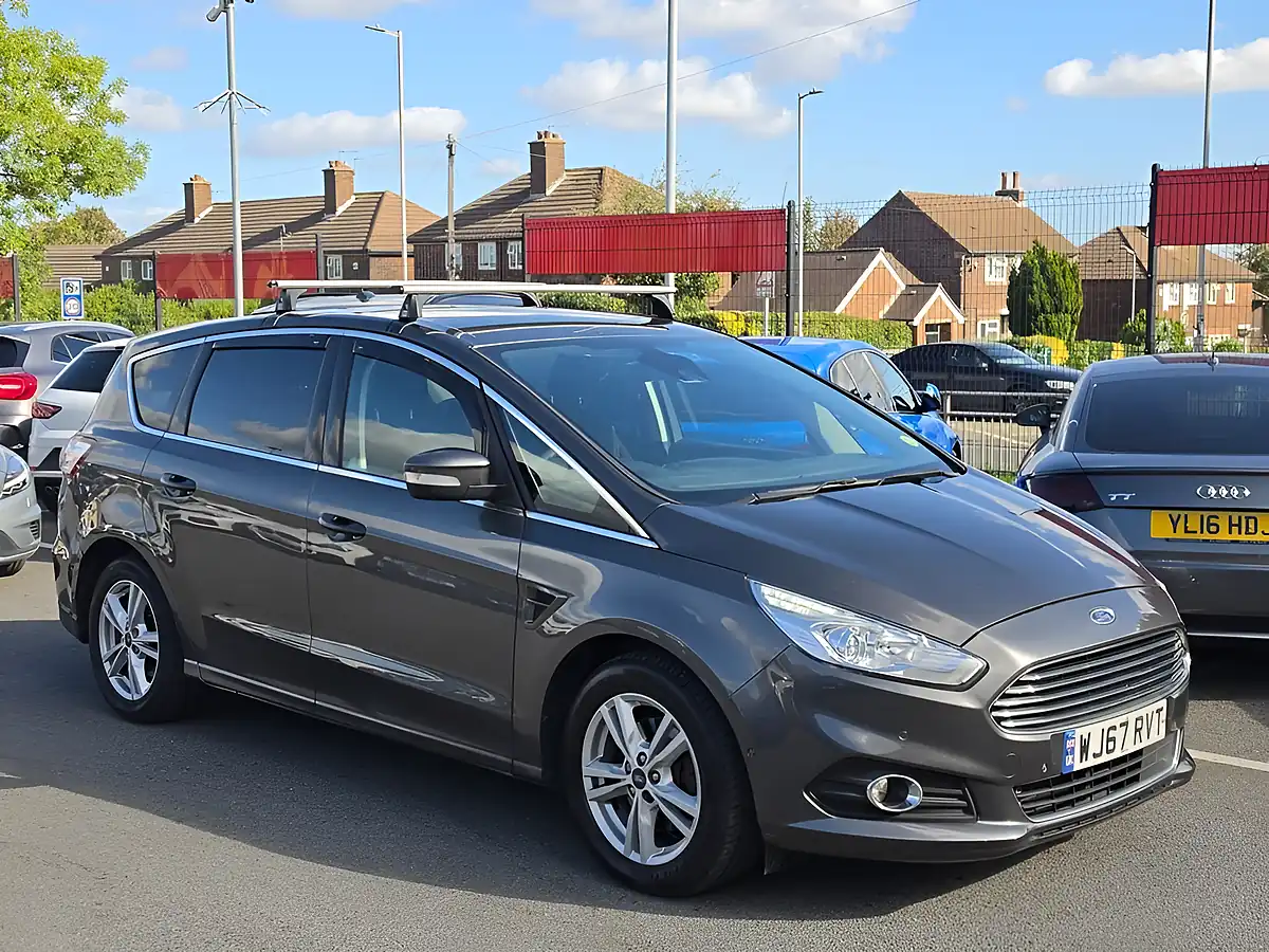 Used 2017 Ford S-Max Titanium Grey - Interior and Exterior details 7