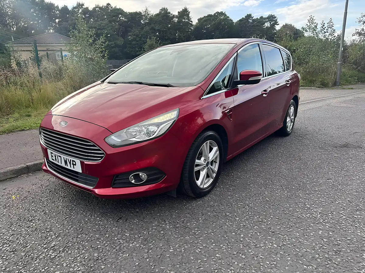Used 2017 Ford S-Max Titanium Red - Interior and Exterior details 3