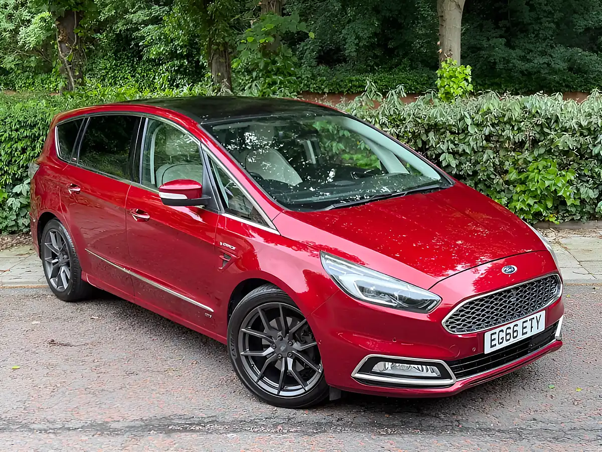 Used 2017 Ford S-Max Vignale Red - Interior and Exterior details 2