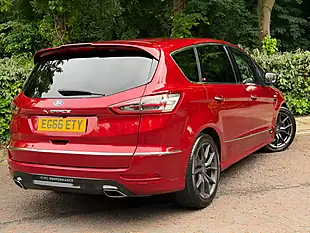 Used 2017 Ford S-Max Vignale Red - Interior and Exterior details 6