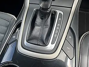 Used 2017 Ford S-Max Vignale White - Interior and Exterior details 10