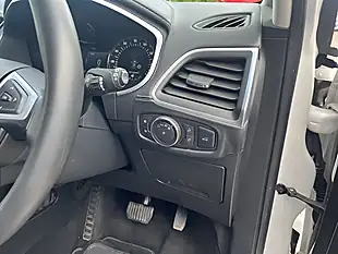 Used 2017 Ford S-Max Vignale White - Interior and Exterior details 19