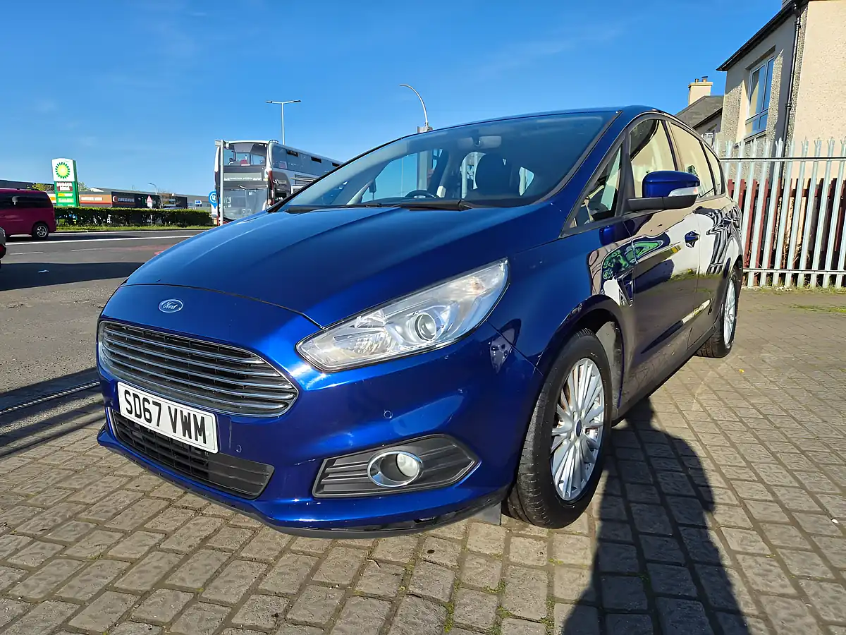 Used 2017 Ford S-Max Zetec Blue - Interior and Exterior details 3