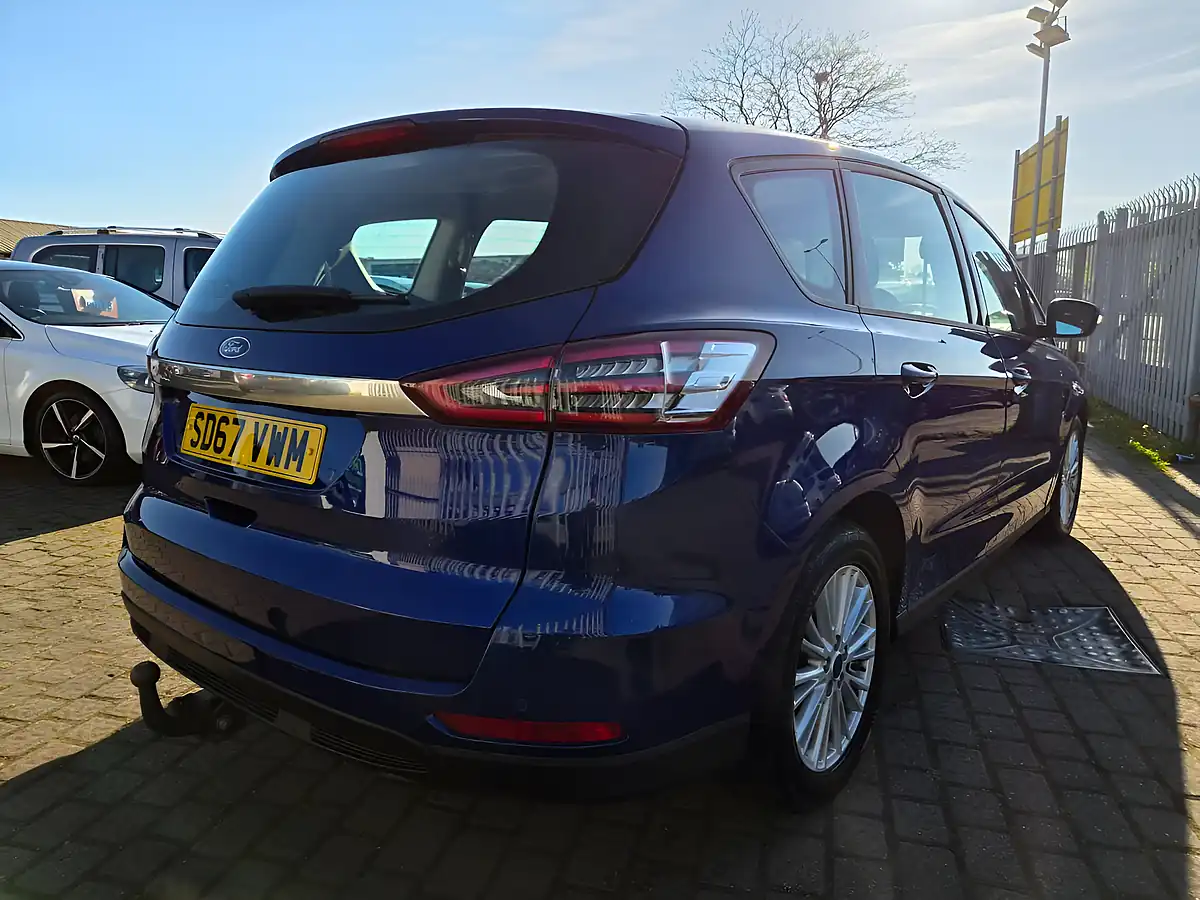 Used 2017 Ford S-Max Zetec Blue - Interior and Exterior details 6