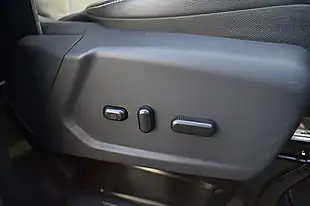 Used 2017 Ford Tourneo Custom Titanium Magnetic Grey - Interior and Exterior details 10