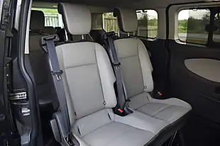 Used 2017 Ford Tourneo Custom Titanium Magnetic Grey - Interior and Exterior details 12