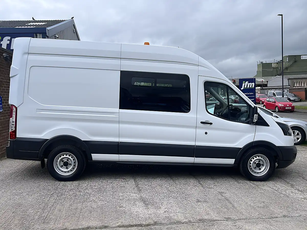 Used 2017 Ford Transit 350 Lwb High Roof Frozen White - Interior and Exterior details 5