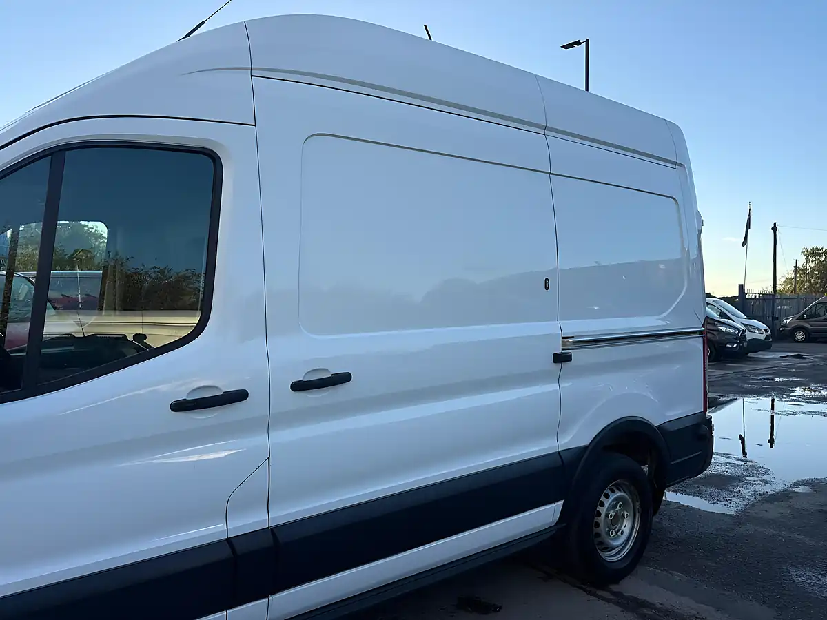 Used 2017 Ford Transit 350 RWD L2 H3 White - Interior and Exterior details 6